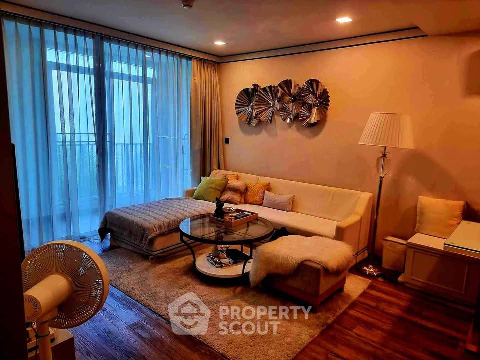 picture 2-BR Condo at Maestro 01 Sathorn - Yenakat near MRT Khlong Toei (ID 2129953) - 3/10