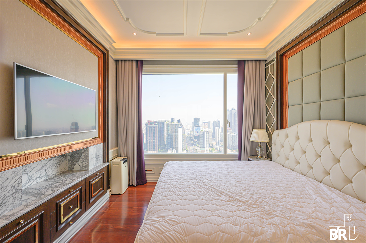 picture Luxury Unit, Ready for You Without the Wait Q Asoke near MRT Phetchaburi Station - 2/10