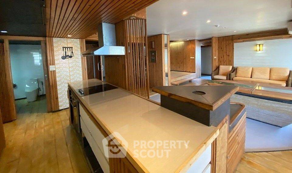picture 3-BR Condo at Baan On-nut Sukhumvit 77 Condominium in Suan Luang (ID 1176892) - 7/14