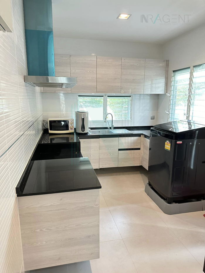 picture 🚩 For Sell House MANTANA WESTGATE 2-story 4 bedroom 6 bathroom - 6/8