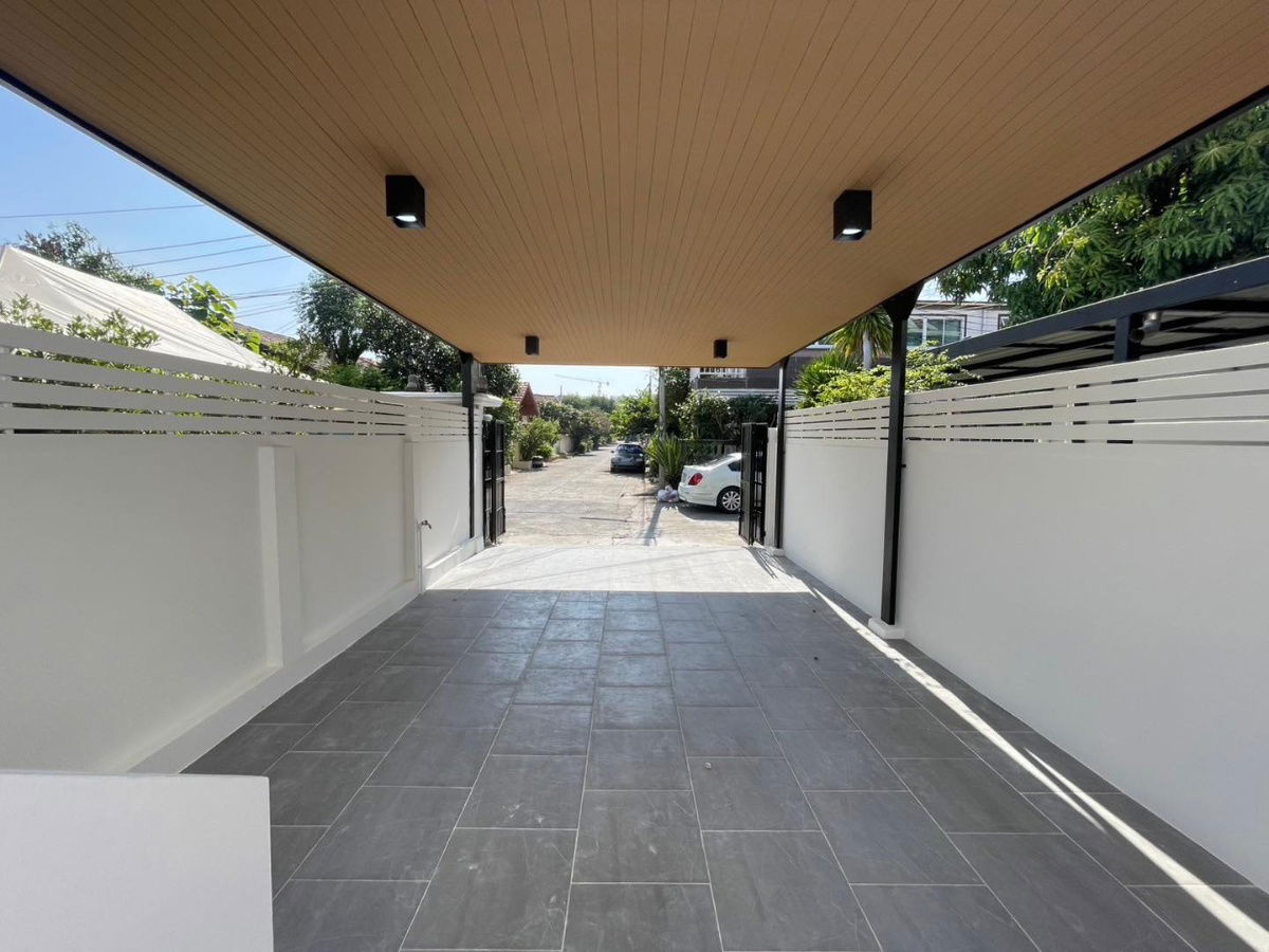 picture [For sale] Townhome, newly decorated, ready to move in! ✨ Good location, near BTS Samakkhi Station - 6/72