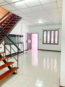 picture Cheapest in the world Ratchada Kingmongkut North Bangkok for sale 2-story townhouse MRT WongSawang - 2/8