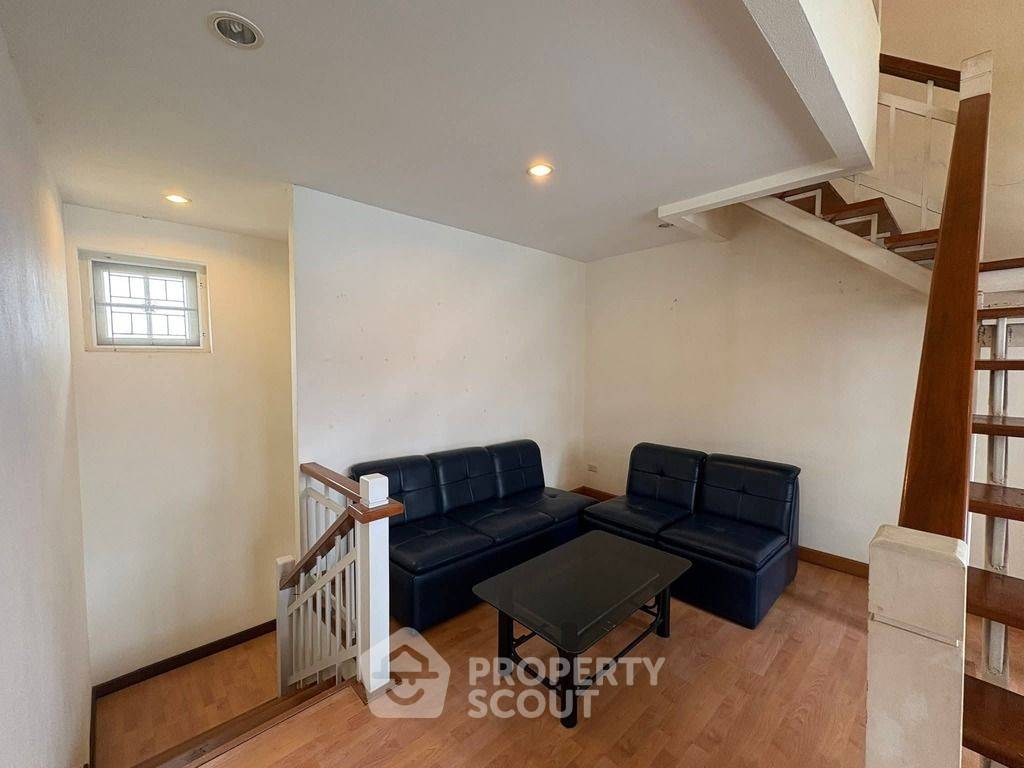 รูป บ้าน 4-ห้องนอน ใน บางจาก (ID 1963237) - รูปที่ 22/28