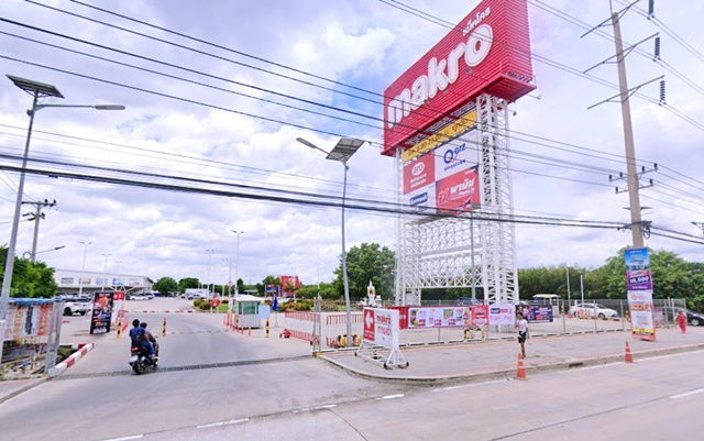 picture Central Ayutthaya 5.0 km. Ayutthaya Commercial Building for rent 2 units 3.5-storey Wat Uthai Sch. - 3/8