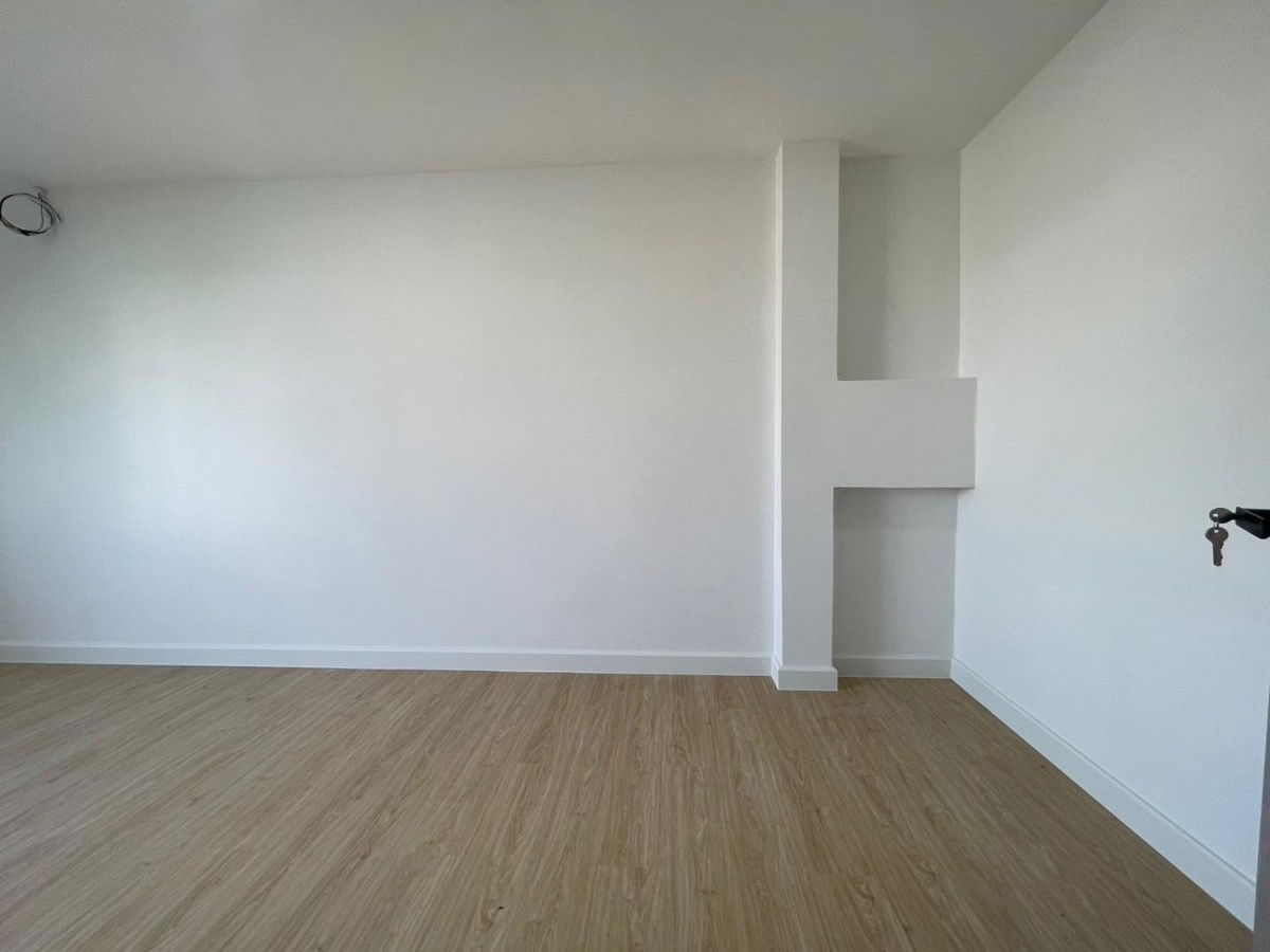 picture [For sale] Townhome, newly decorated, ready to move in! ✨ Good location, near BTS Samakkhi Station - 71/72