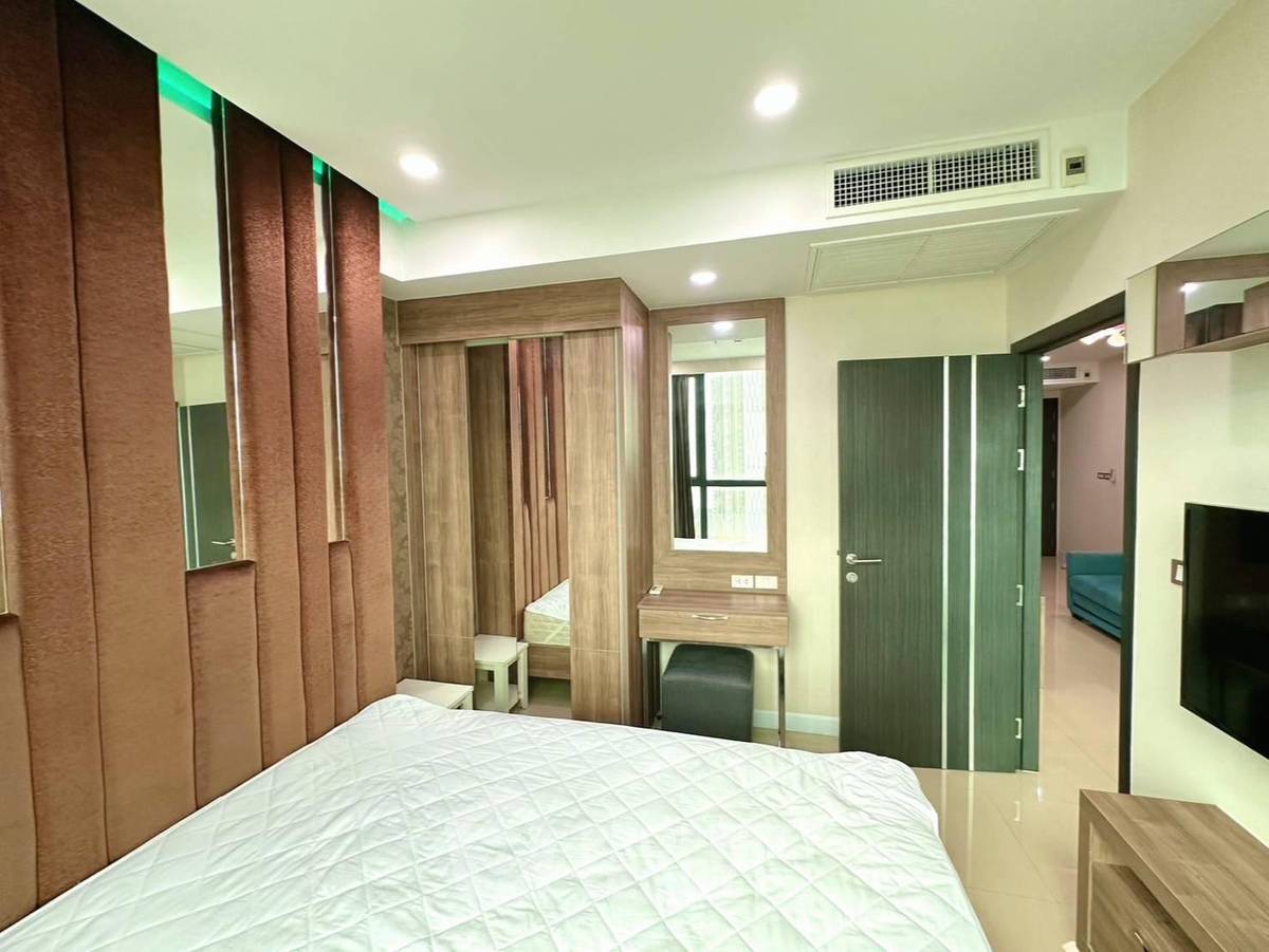picture 2-BR Condo at Dusit Grand Condo View close to Jomtien Beach (ID 2207312) - 12/24