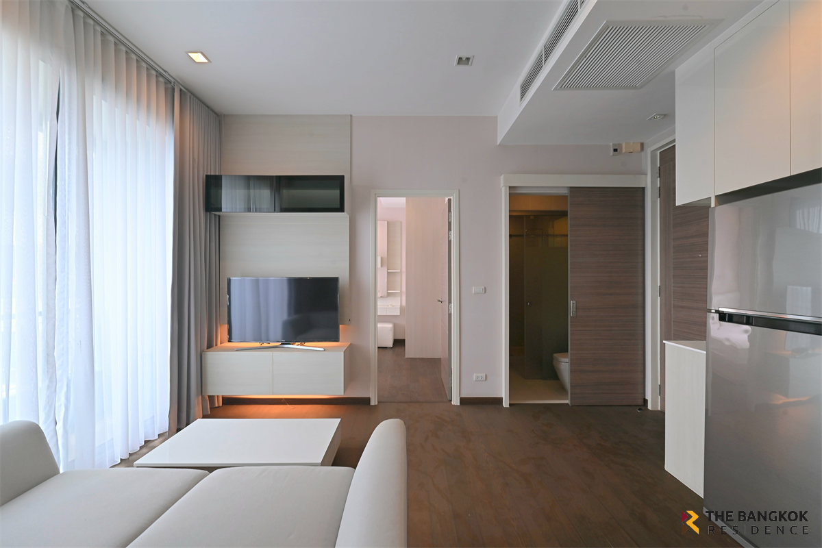 picture Ultimate Luxury Lifestyle with Convenience Q Asoke near MRT Phetchaburi Station - 4/10