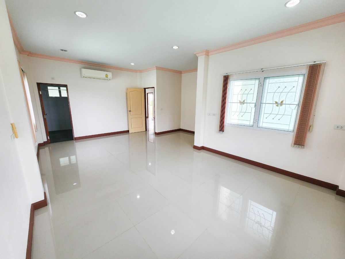รูป อยู่ขาย บ้านเดี่ยว พื้นที่ขนาดใหญ่ เหมาะอยู่อาศัย หรือดัดแปลงทำโกดัง/โรงงานขนาดเล็ก กิจการภายในตัว ขาย บ้านเดี่ยว 2 ชั้น 174.4 ตร.ว.  - รูปที่ 8/20