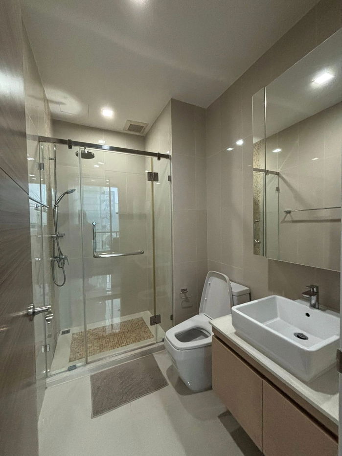 picture Q Asoke condominium For rent . - 5/11