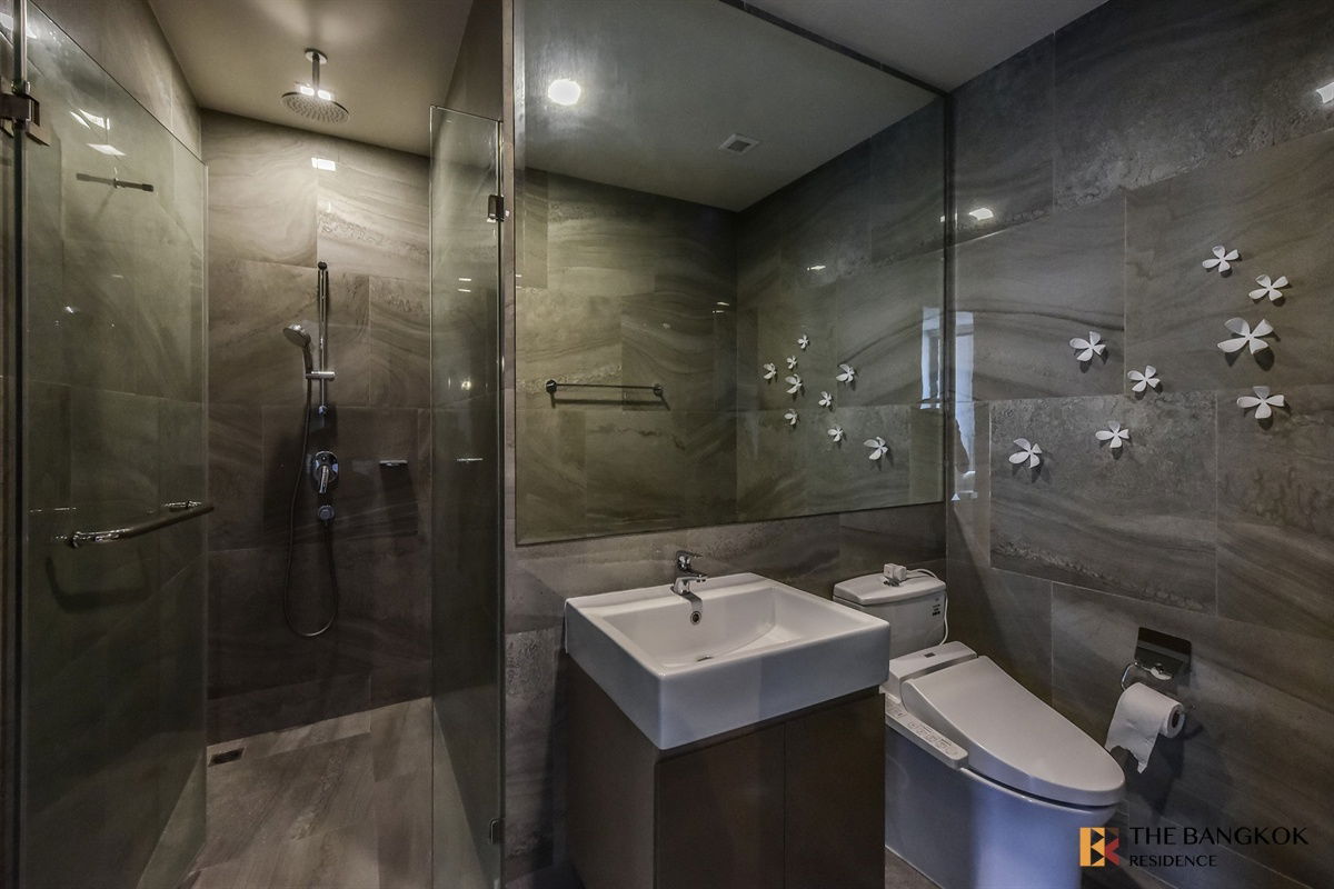 รูป ขายพร้อมผู้เช่า Ideo Q Victory 1B1B 35.68 sqm. เพียง 8.5 MB เท่านั้นตำแหน่งเดียวในชั้นที่เป็นสัดส่วน - รูปที่ 6/6