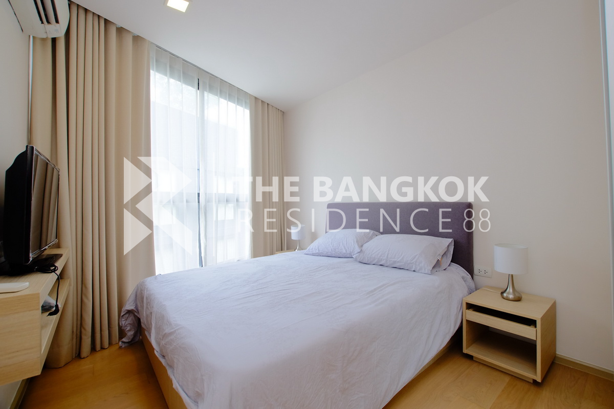 picture Ultimate Luxury Condo in Business District Liv@49 - 7/10