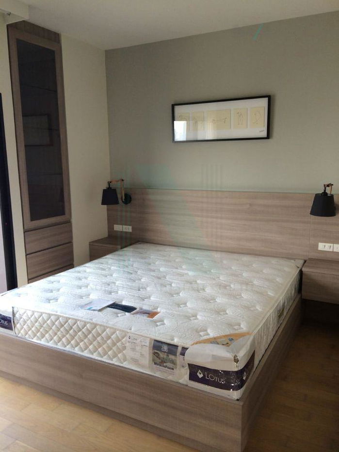 picture For Rent Condo NOBLE REVEAL Building 1, Floor 24,1 bed room, Room size 54.00 sqm - 6/8