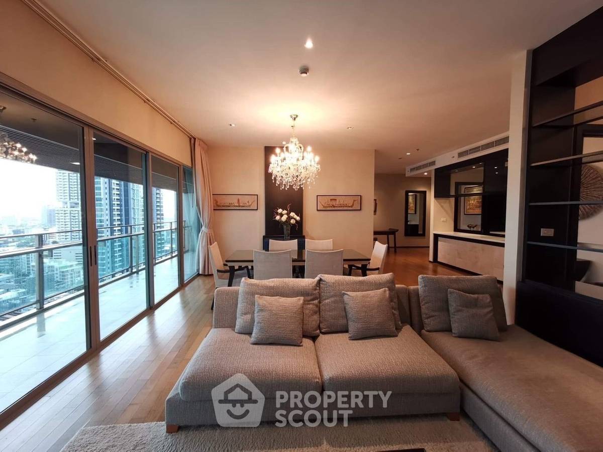 picture 3-BR Condo at The Madison near BTS Phrom Phong (ID 1856337) - 2/11