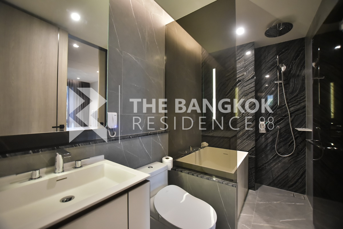 picture The Reserve Sukhumvit 61 Ultimate Luxury Lifestyle with Convenience - 2/10