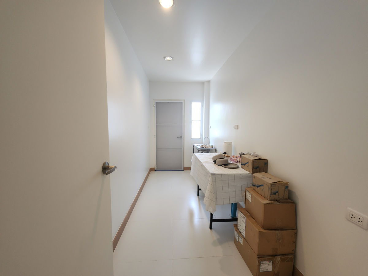 รูป บ้านเดี่ยวมินิมอล วิวเขา-ริมน้ำ • โครงการ ซีรีน คอร์ทยาร์ด ( Serene Courtyard ) แก่งคอย สระบุรี บ้านใหม่พร้อมอยู่ บรรยากาศรีสอร์ท - รูปที่ 5/22