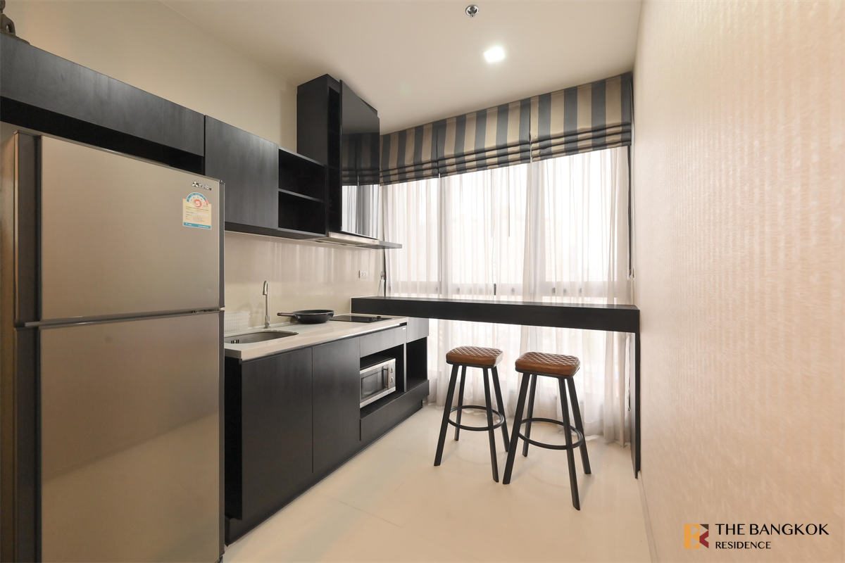 picture RHYTHM Sukhumvit 44/1 Luxury Condo in Central City Location near BTS Phra Khanong - 2/10