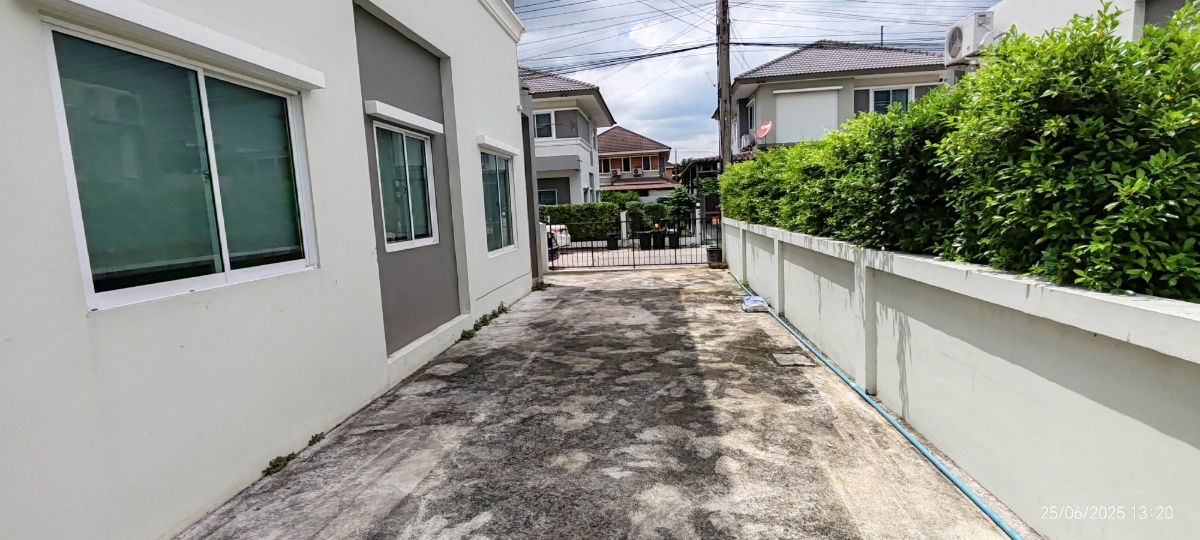 picture House for Rent – CPN Ville, Lam Luk Ka Khlong 7 - 18/20