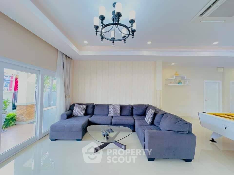 รูป บ้าน 4-ห้องนอน ที่ บ้านดุสิต พัทยา ฮิลล์ ใกล้ เมืองพัทยา (ID 1823874) - รูปที่ 14/27