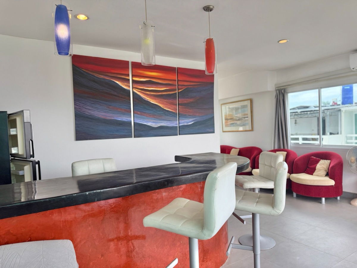 picture For rent Beach front Town house  - 9/33