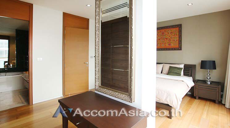 picture 🔼🔽 AccomA 📩 Pet friendly 2 BR Condominium @Ficus Lane (1521545) - 8/10