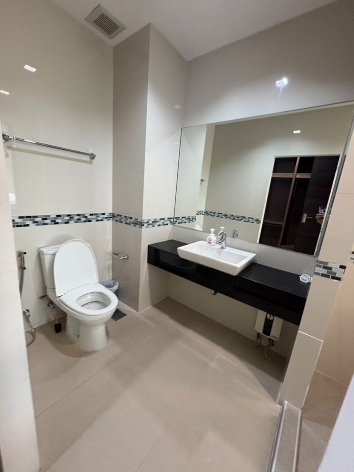 picture The room is empty, just renovated, brand new. Ideo Q Phayathai 1b1B 40.7SQM. Only 22K/Month. Ready to watch !! - 6/6