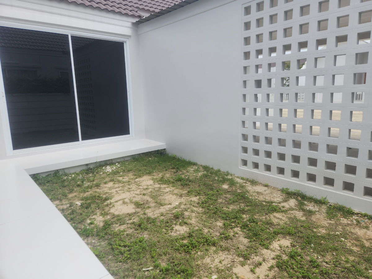 รูป บ้านเดี่ยวมินิมอล วิวเขา-ริมน้ำ • โครงการ ซีรีน คอร์ทยาร์ด ( Serene Courtyard ) แก่งคอย สระบุรี บ้านใหม่พร้อมอยู่ บรรยากาศรีสอร์ท - รูปที่ 18/22