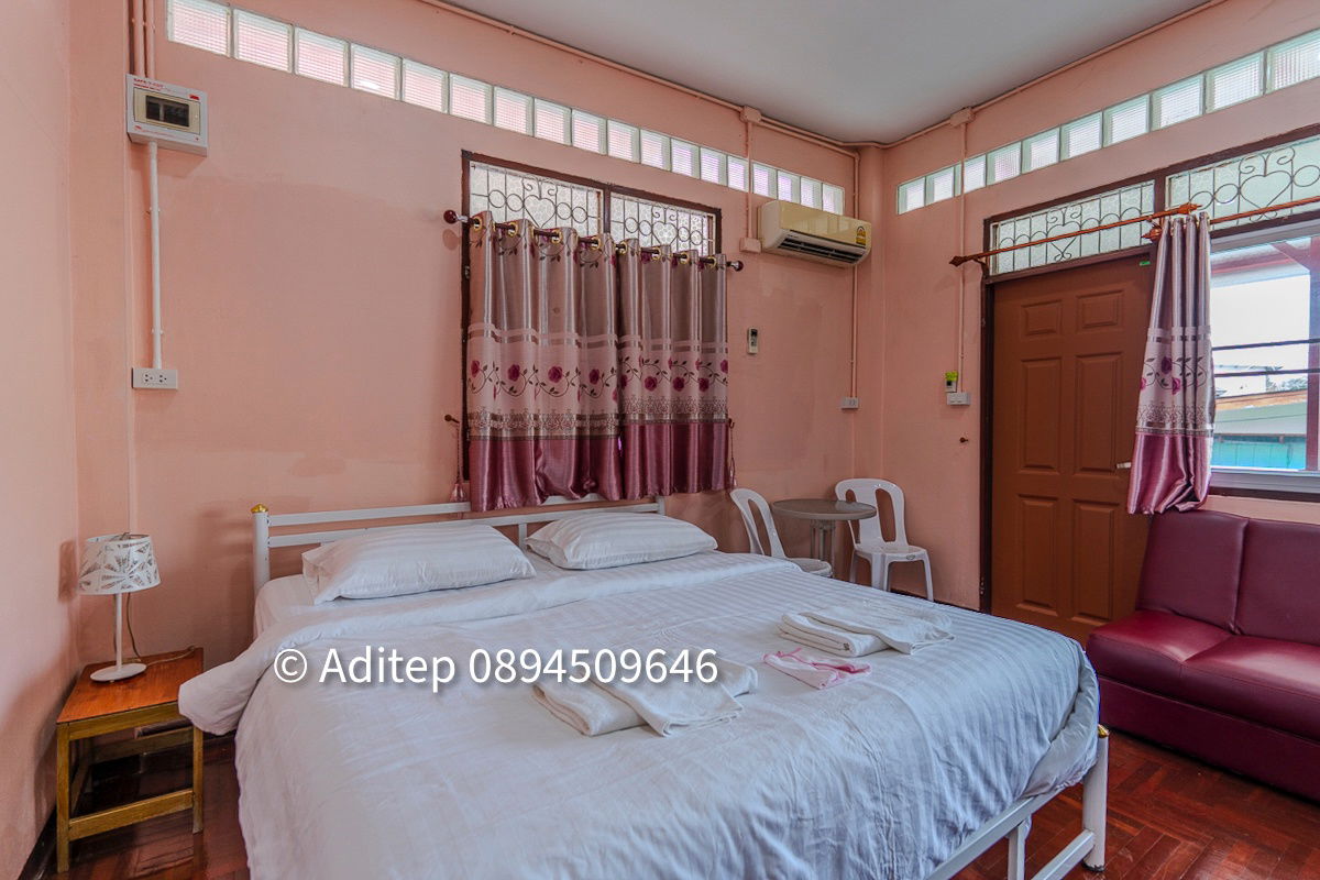 รูป ขายด่วน! บ้านเดี่ยว 154 ตรว. พร้อมกิจการโฮมสเตย์มีใบอนุญาต สร้างรายได้ทันที! เดินถึง MRT สิรินธร 500 ม. ใกล้สะพานซังฮี้ - รูปที่ 22/26