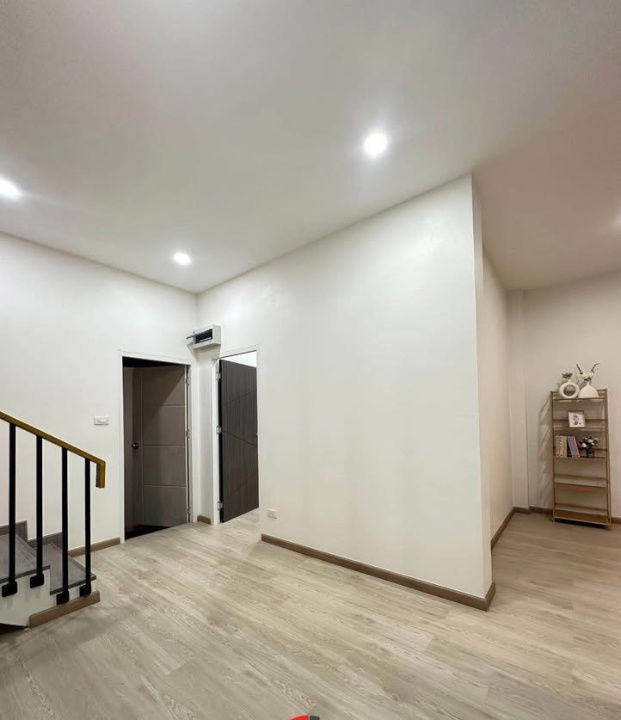 picture Newly built 2-storey house for sale in minimal style. Beautiful, high-quality home in the Hang Dong area with convenient access- SW002726 - 19/26