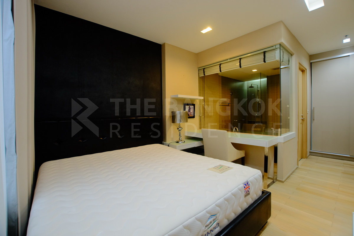 picture Siri At Sukhumvit Luxuriously Elevated Unit near BTS Thong Lo - 1/10
