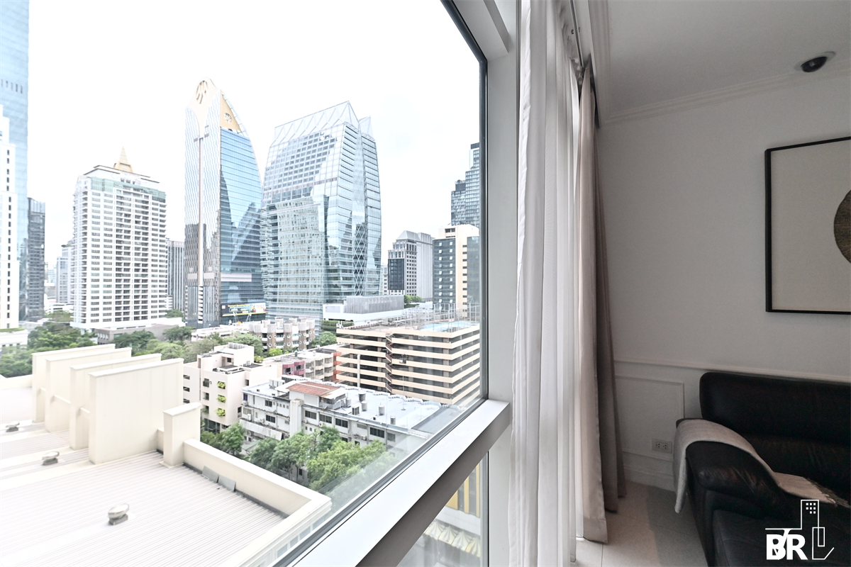 picture Athenee Residence Ultimate Luxury Lifestyle with Convenience near BTS Phloen Chit - 2/10