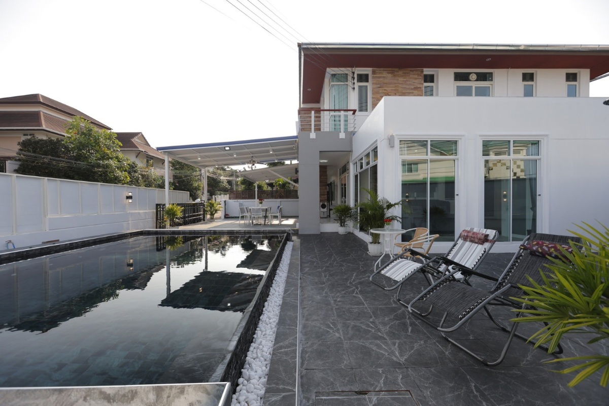 picture Luxury Modern-Style Pool Villa 👈👈 Central Park Hillside Village 129/165 	 - 2/21