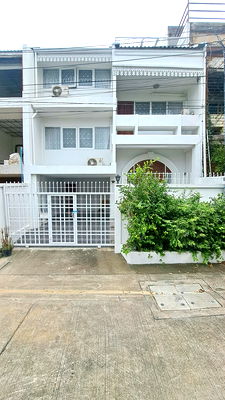 เช่าทาวน์โฮม สุขุมวิท 20 : ให้เช่า 1 ห้อง ที่ : ทาวน์โฮม Sk.63 เอกมัย22
