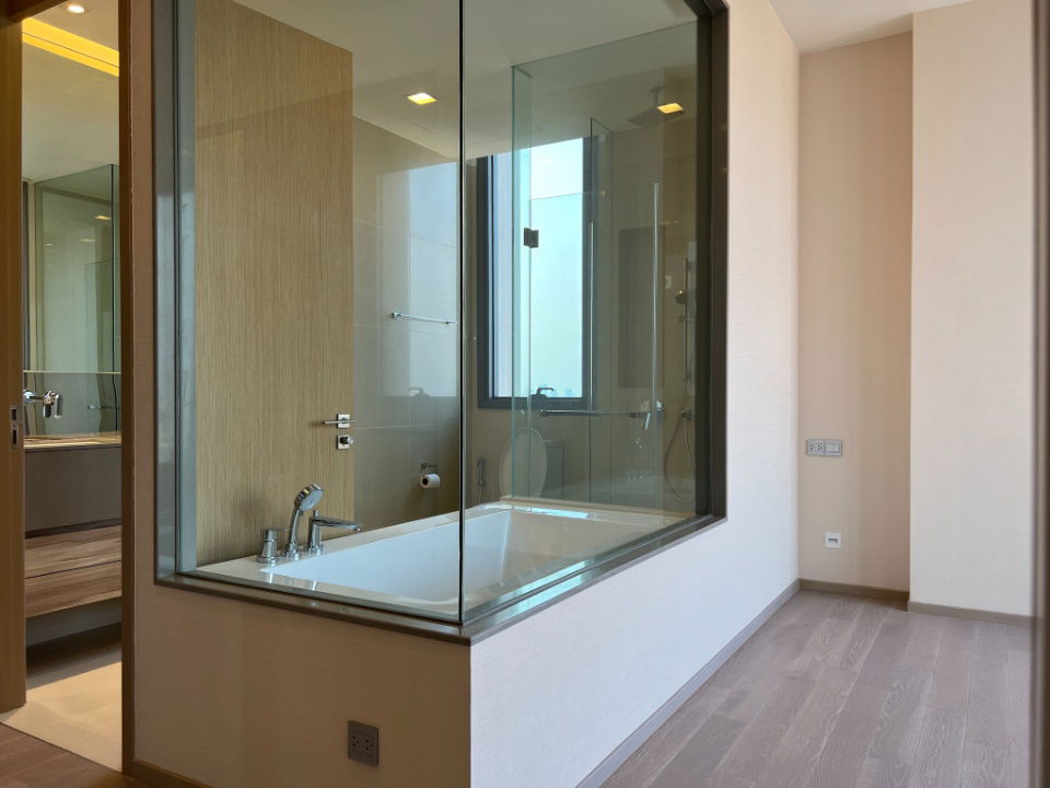 picture For sale: THE ESSE ASOKE, luxury condo in the heart of Asoke, near BTS Asoke, MRT Sukhumvit, and Terminal 21.- SW002729 - 3/21