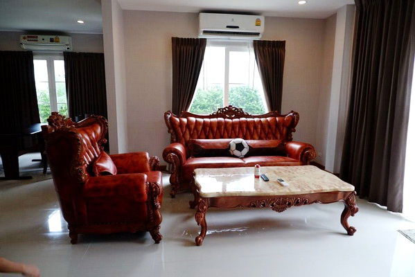 picture FOR RENT CASA GRAND ONNUT - WONGWAEN / 3 bedrooms 4 bathrooms / 64 Sqw. 200 Sqm. **55,000** CLOSE TO GEMOPOLIS INDUSTRIAL ESTATE - 2/14