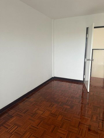 picture Town House For Sale Garden Palm Village Nakhon Pathom - 5/8