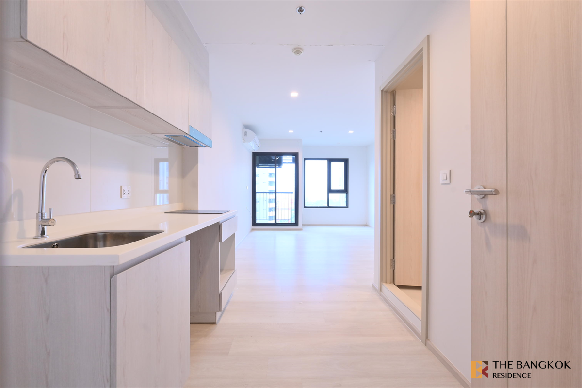 picture Life One Wireless  Private Unit, Fully Equipped Common Area - 8/10