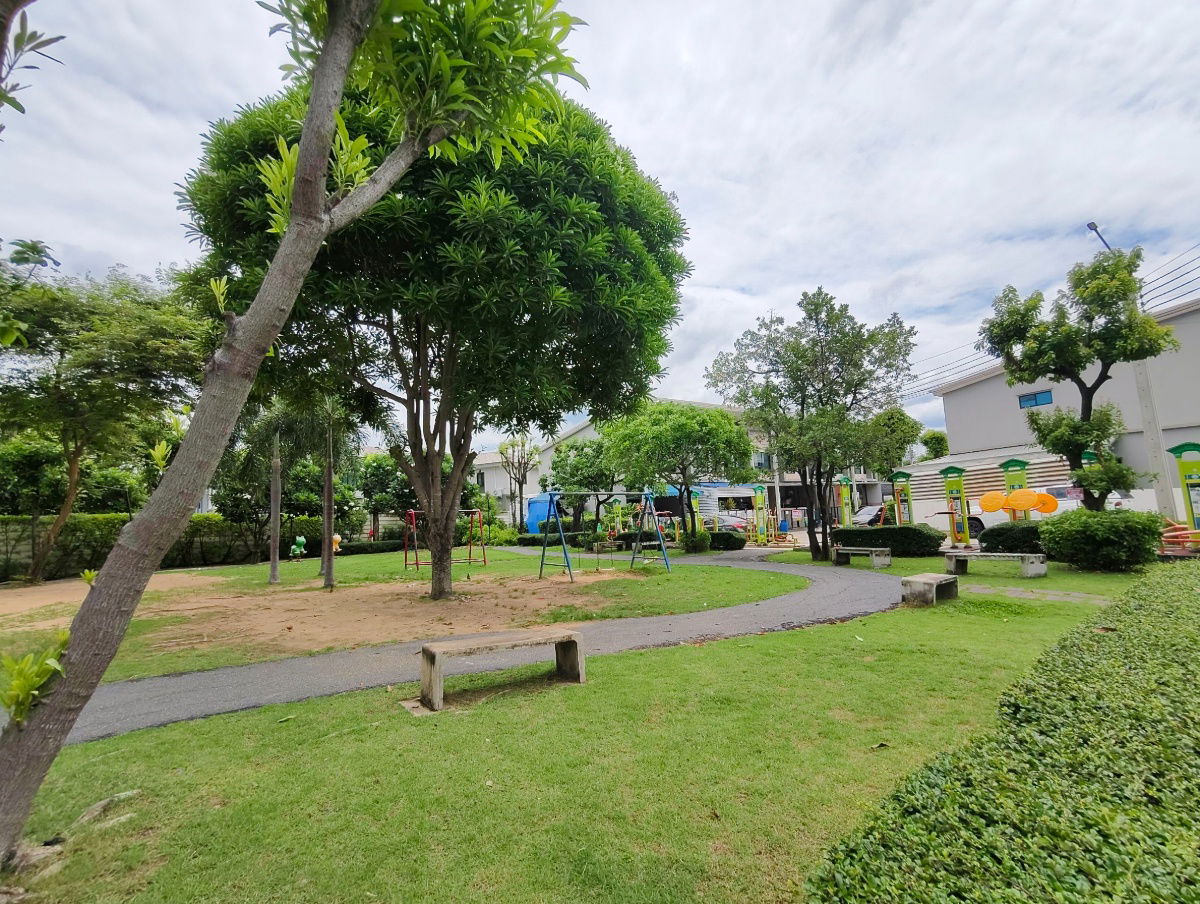 รูป 🏡 ทาวน์โฮม 2 ชั้นพร้อมอยู่ในโครงการคุณภาพ "คาซ่า ซิตี้ ประชาอุทิศ 90" เพียง 2.19 ล้าน หน้าบ้านไม่ชนใคร ทำเลดี เดินทางสะดวก ใกล้ทางด่วนและห้างใหญ่ - รูปที่ 7/34