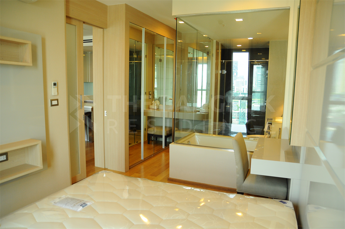 picture The Address Asoke Luxury Unit, Ready for You Without the Wait near MRT Phetchaburi Station - 5/10