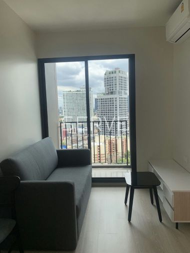 Best Price 1 Bed Large Room City View  Good Location Close to MRT Lat Phrao 150 m. @ Nue Noble Ratchada Lat Phrao