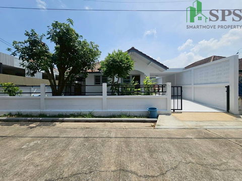 Single-Storey House for Rent Newly Renovated Sasikarn Village, Thepharak Near MRT Sri Thepha Station (SPSP616)