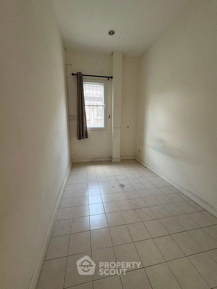 รูป บ้าน 4-ห้องนอน ใน บางจาก (ID 1963237) - รูปที่ 24/28
