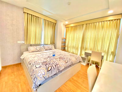 Condos for rent Terminal 21 Korat : 2bed only 14,000 Melbourne Building, 3rd floor, very good price, 58 sqm., 2 bedrooms, 2 bathrooms, fully furnished, has a washing machine, can cook.