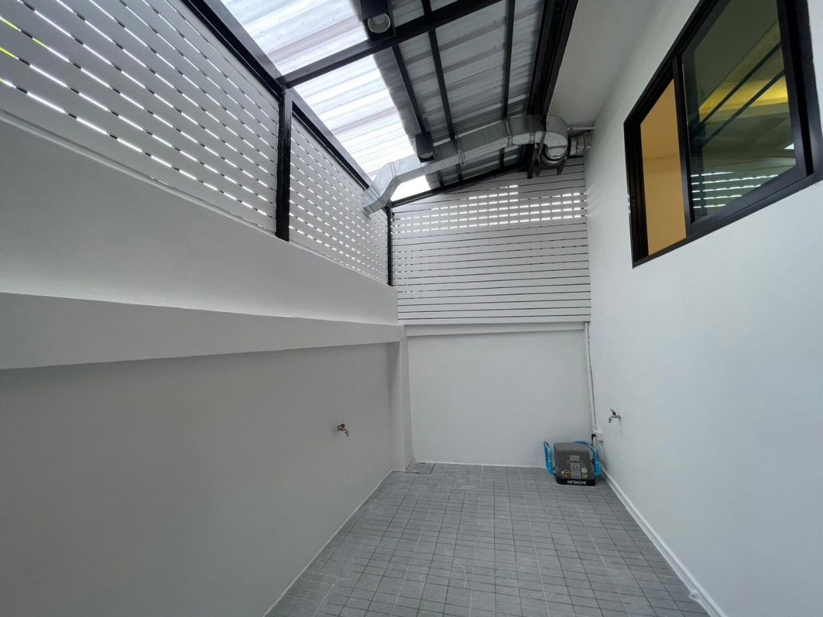 picture [For sale] Townhome, newly decorated, ready to move in! ✨ Good location, near BTS Samakkhi Station - 8/72