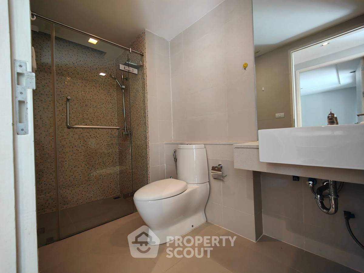 picture 2-BR Condo at Le Nice Ekkamai Condominium near BTS Ekkamai (ID 1991526) - 13/22