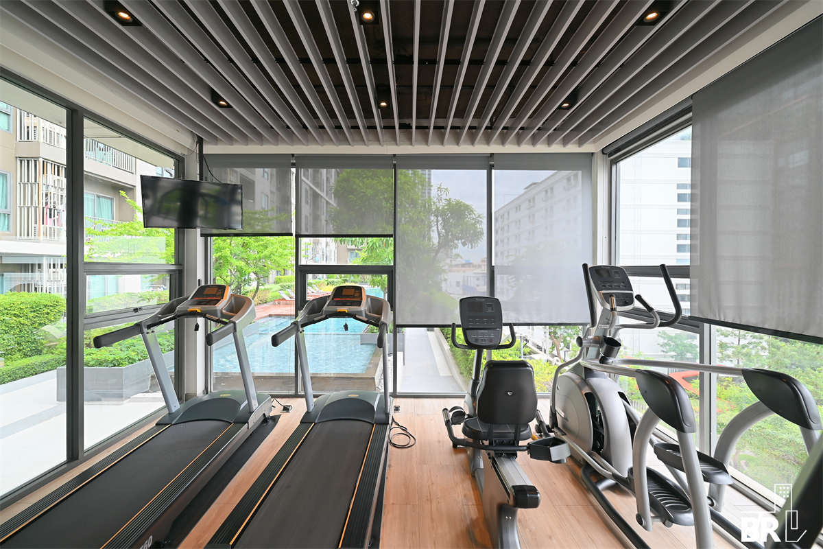 picture Centric Ratchada-Huai Khwang near MRT Huai Khwang Station Ultimate Luxury Lifestyle with Convenience - 6/9