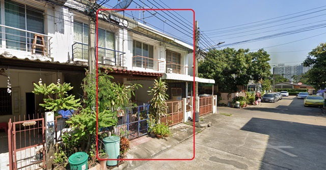 picture Cheapest in the world Ratchada Kingmongkut North Bangkok for sale 2-story townhouse MRT WongSawang - 1/8