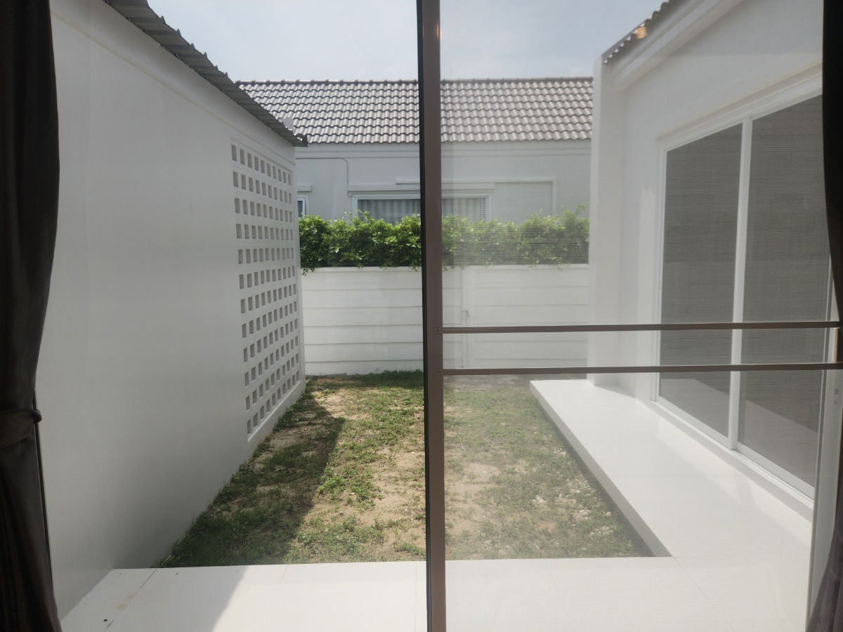รูป บ้านเดี่ยวมินิมอล วิวเขา-ริมน้ำ • โครงการ ซีรีน คอร์ทยาร์ด ( Serene Courtyard ) แก่งคอย สระบุรี บ้านใหม่พร้อมอยู่ บรรยากาศรีสอร์ท - รูปที่ 19/22