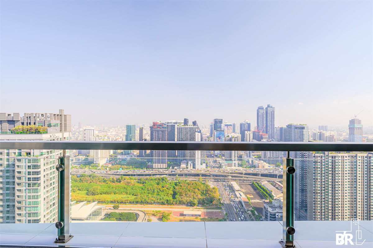 picture Luxury Unit, Ready for You Without the Wait Q Asoke near MRT Phetchaburi Station - 4/10