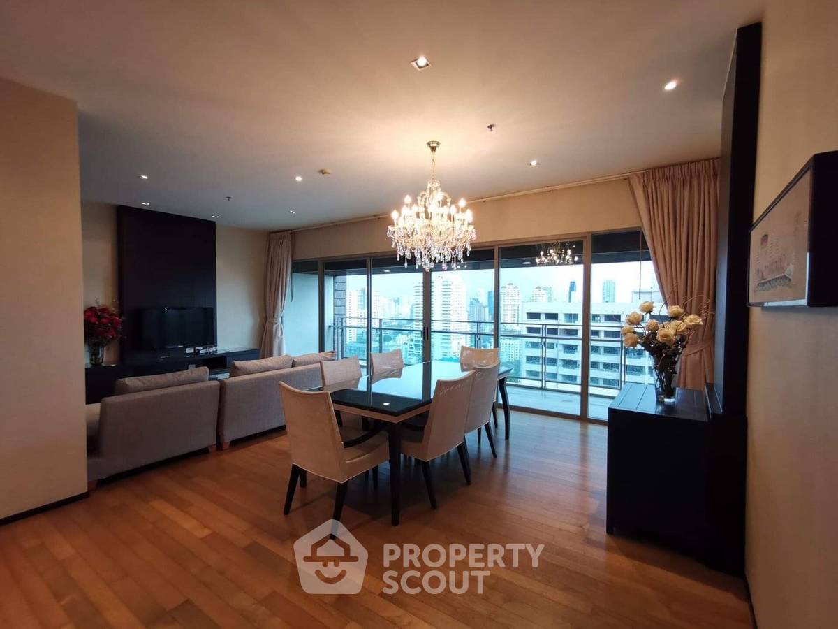 picture 3-BR Condo at The Madison near BTS Phrom Phong (ID 1856337) - 1/11