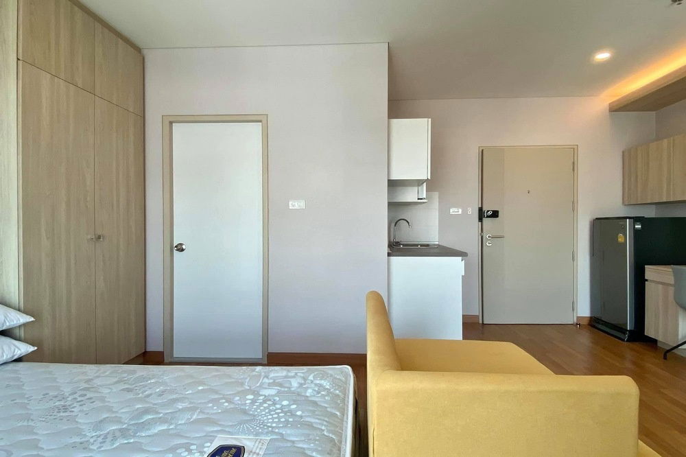 picture Sale with tenant !!🔥 Code C20250700032....Lumpini Park Vibhavadi-Chatuchak, Studio, 1 bath, high floor13++, North Facing, furnished, Special Deal!!📣 - 6/8